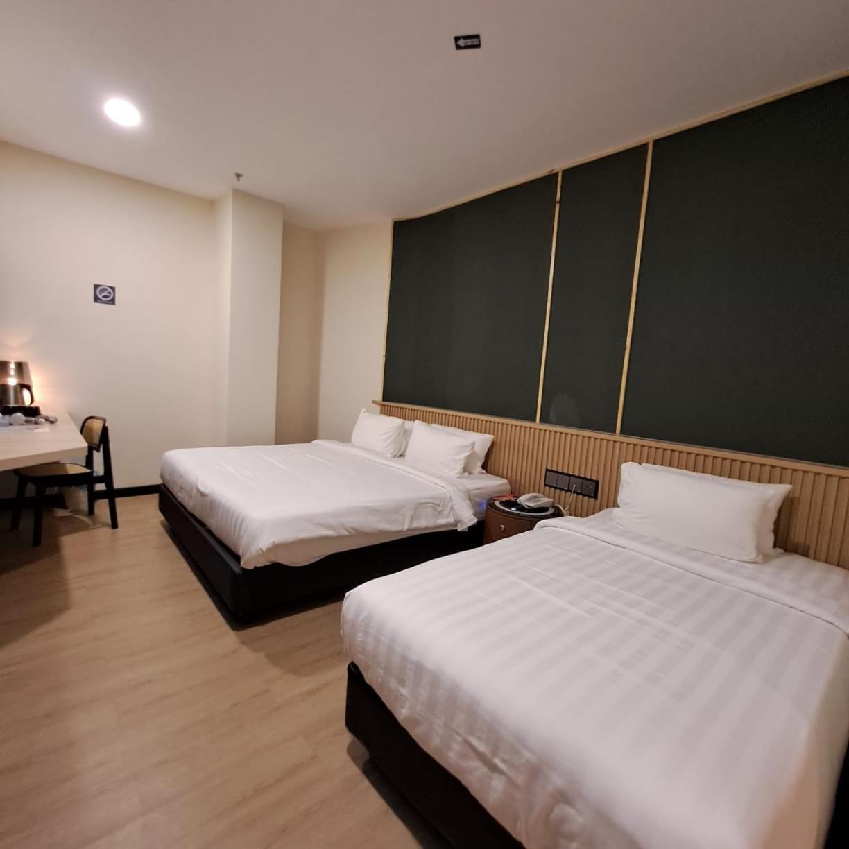 Hotel Urban Inn,
